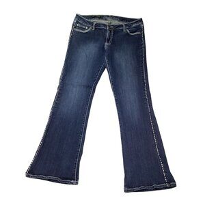 Wrangler Rock 47 Women's Ultra Low Rise Wide Leg Denim Jean Size 34X32 Very Nice